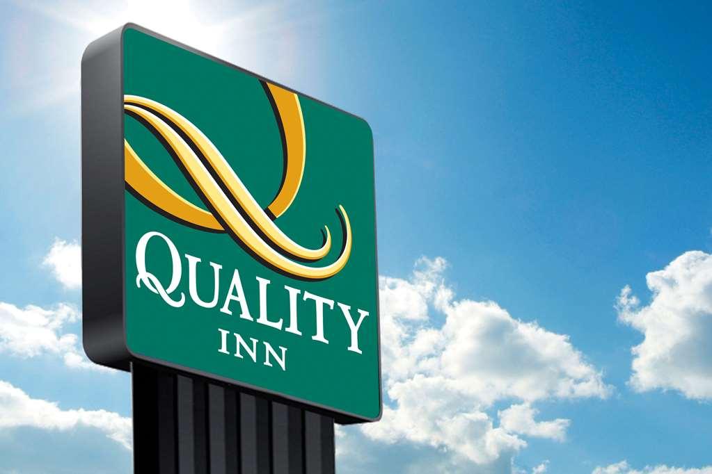 Quality Inn Lexington -Horse Park Dış mekan fotoğraf