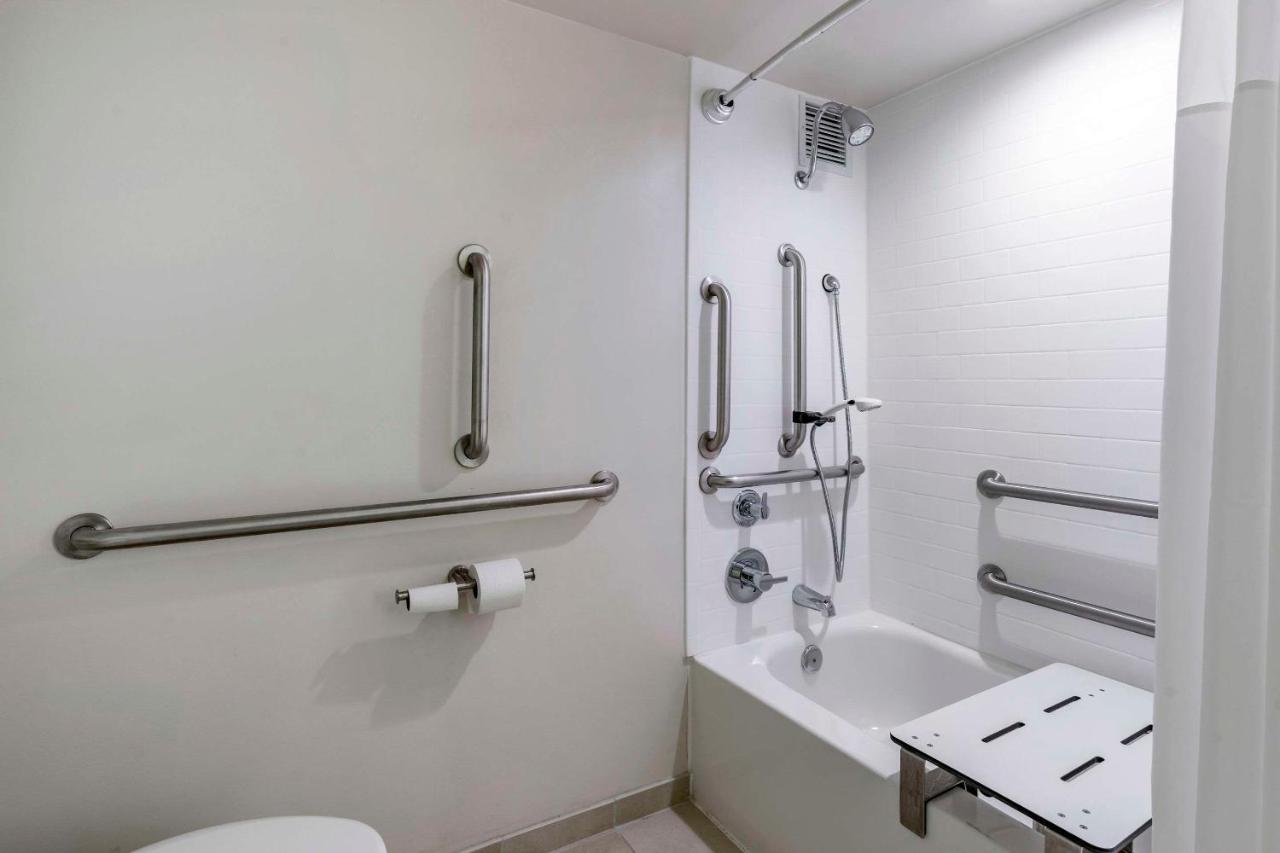 Quality Inn Lexington -Horse Park Dış mekan fotoğraf